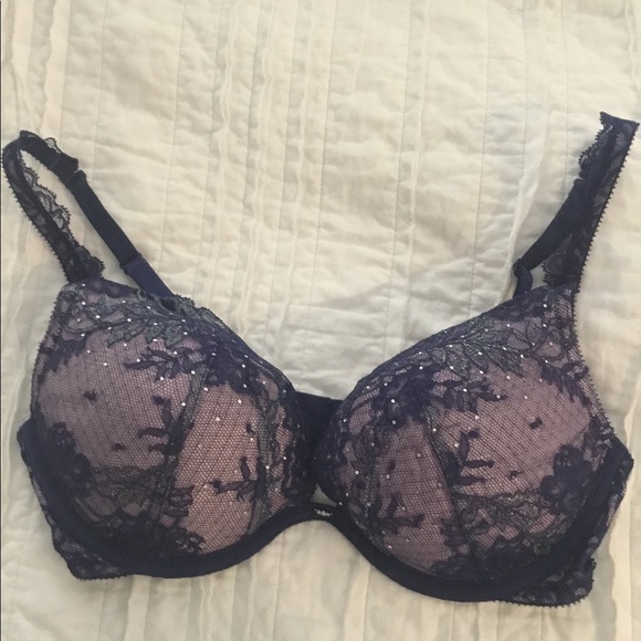 Victoria’s Secret Bra - Picture 1 of 3